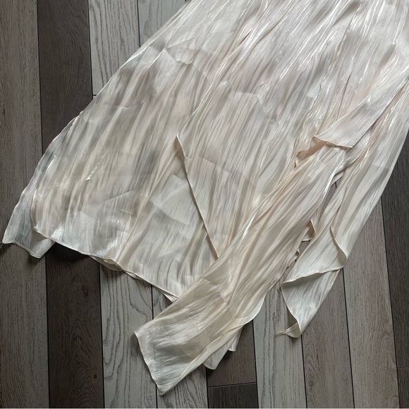 Promesa breaking waves satin cross-front halter maxi dress - Picture 5 of 10